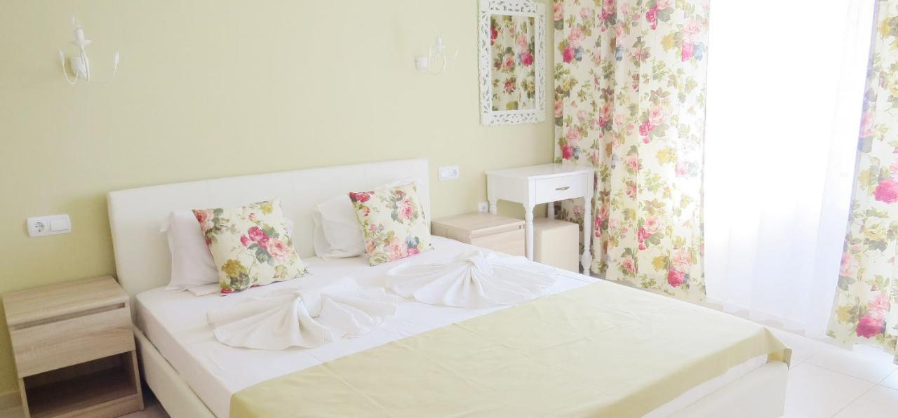 Family Hotel Sofi Созополь Екстер'єр фото